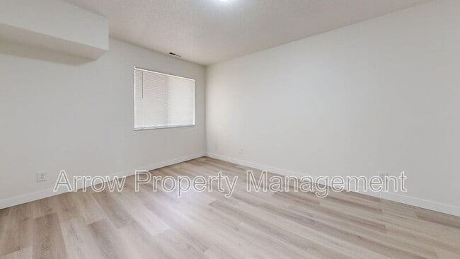 Foto del edificio - 201 E Arbor Ave