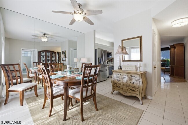 Foto del edificio - 7054 Barrington Cir