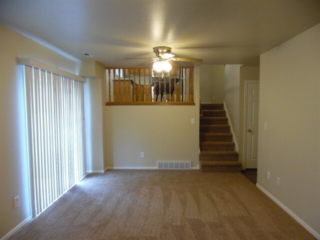 Building Photo - 1027 N 575 W