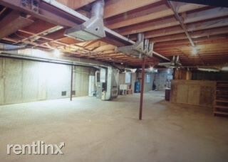 Foto del edificio - 16555 W Sandlake Rd