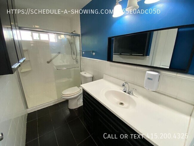 Foto del edificio - 1 Bedroom 1 Bath Available Now!!!!