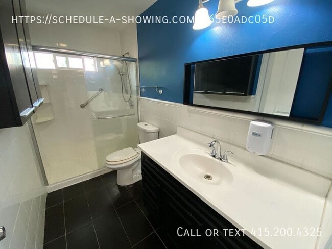 Building Photo - 1 Bedroom 1 Bath Available Now!!!!