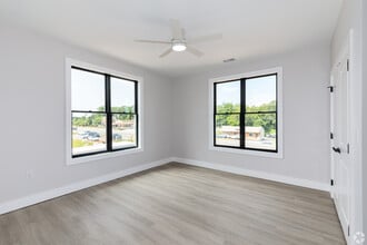 Building Photo - Town Center Apartments