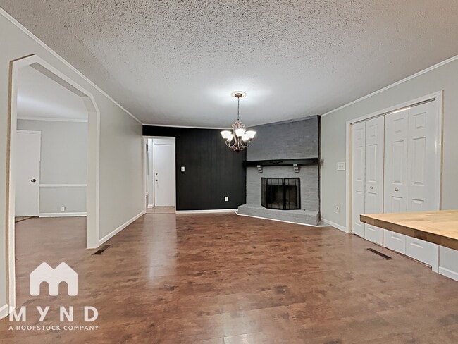 Building Photo - 1118 Arrowhead Trail