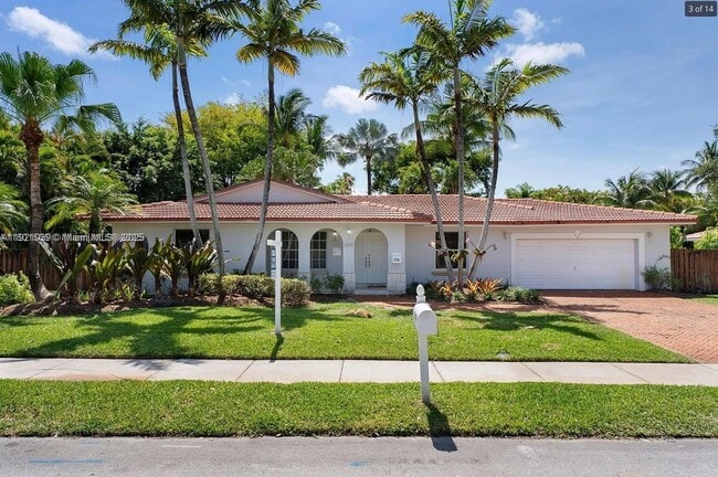 Foto del edificio - 8700 SW 64th Ave