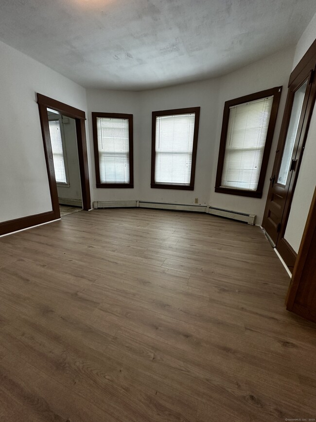 Building Photo - 42 Harral Ave