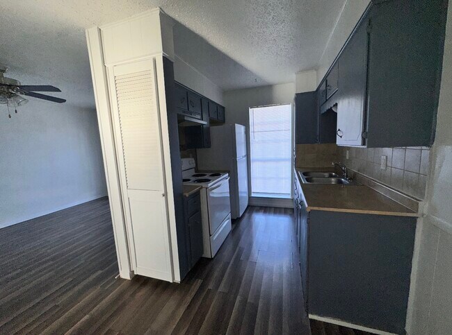 Foto del edificio - Eastgate Village Apartments