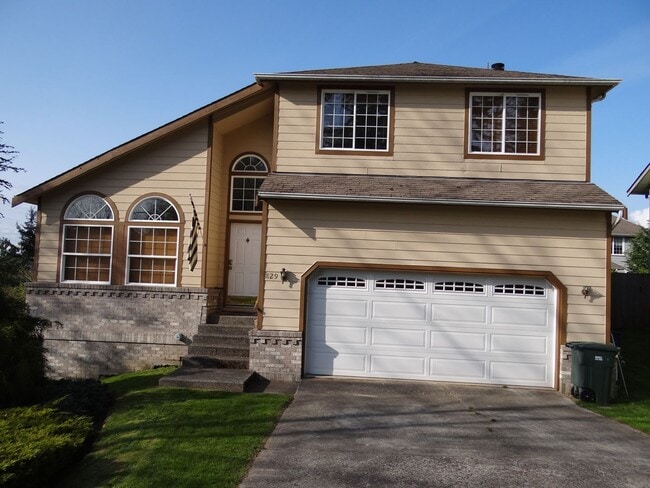 Foto del edificio - 6 Bedroom Home in Bellingham!
