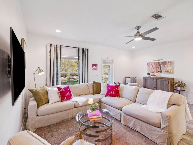 Foto del edificio - 89 Crossing Ln