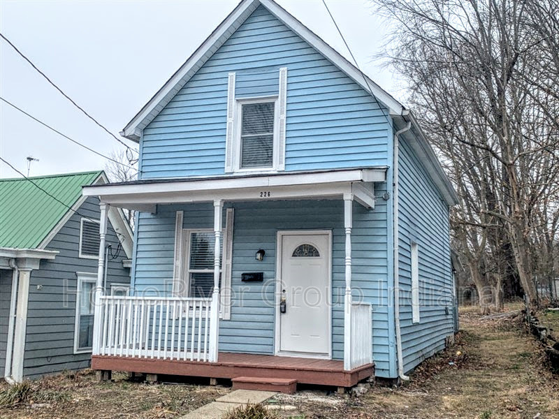 Primary Photo - 226 Elliott Ave