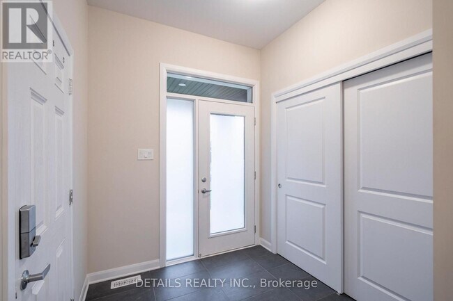 Building Photo - 157 Gardenpost Ter