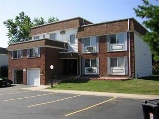 Primary Photo - 8128 Mount Ct