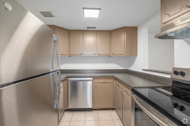 2BR , 1BA - 1.073SF - Cocina - Village Square