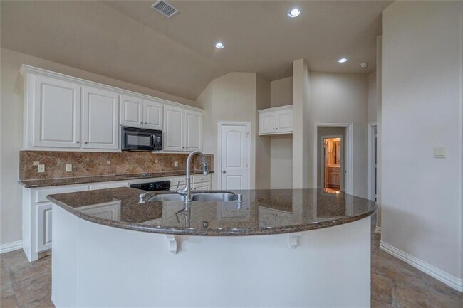 Foto del edificio - 14333 S Summerchase Cir