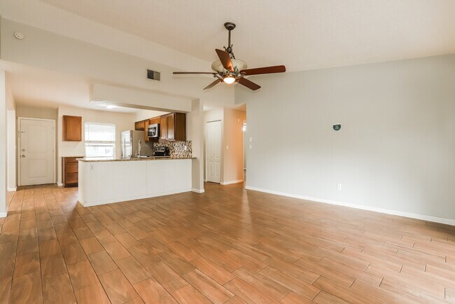 Building Photo - 11342 Blackbark Dr
