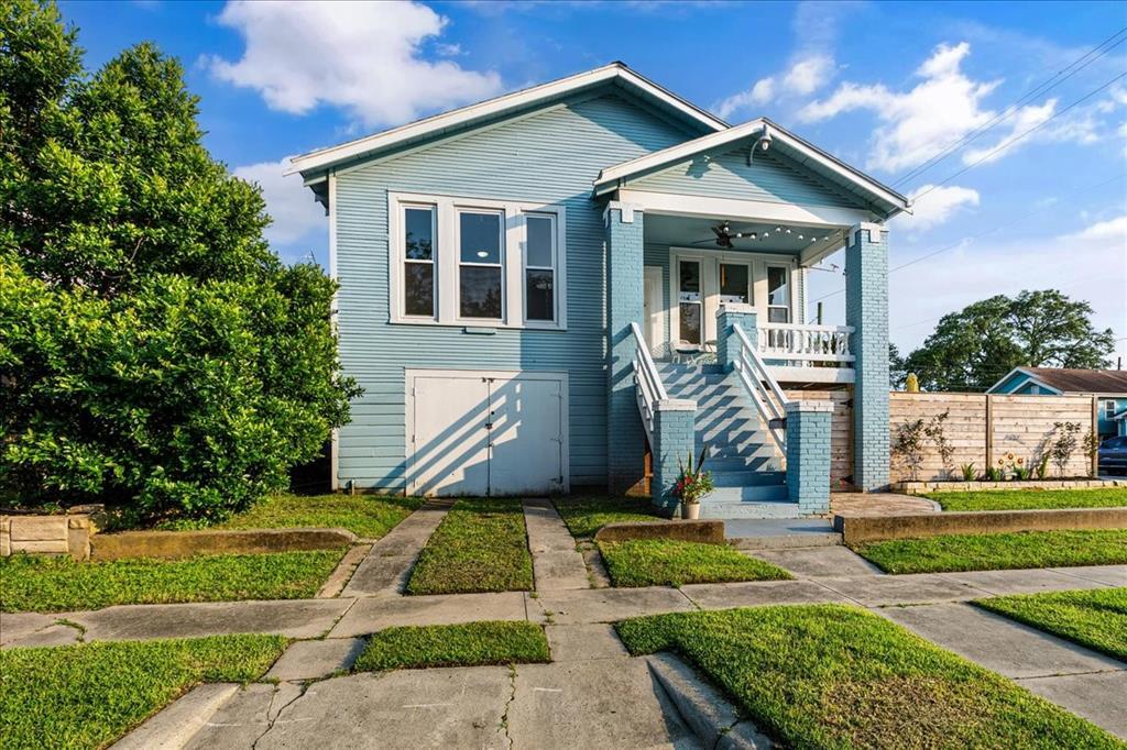 Primary Photo - 4627 Avenue P 1/2
