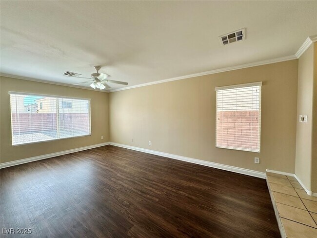 Foto del edificio - 7576 Jacaranda Leaf St