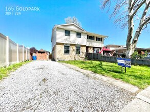 Building Photo - 165 Goldpark Rd