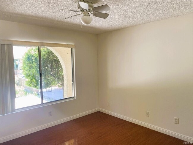 Foto del edificio - 9257 La Shell Dr