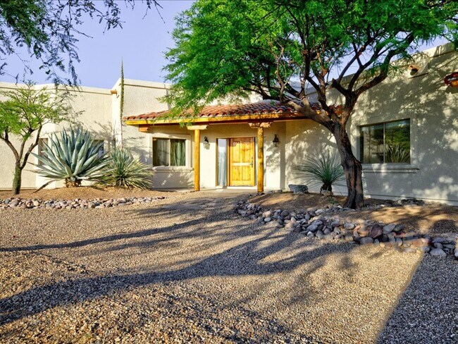 Foto del edificio - 4 Bedroom 4 Bathroom