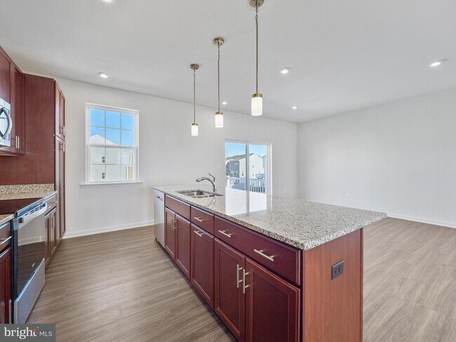 Building Photo - 67 Stafford Pl