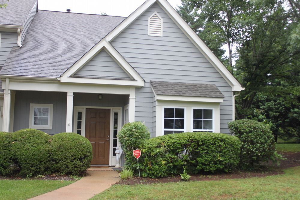 Primary Photo - 3266 Gateway Circle - 1