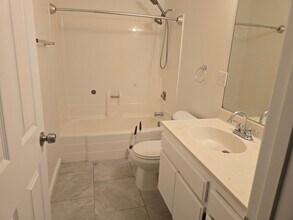 Building Photo - 56280 Buena Vista Dr