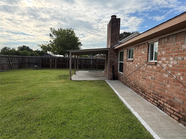 Foto del edificio - 12719 Huntington Field Dr