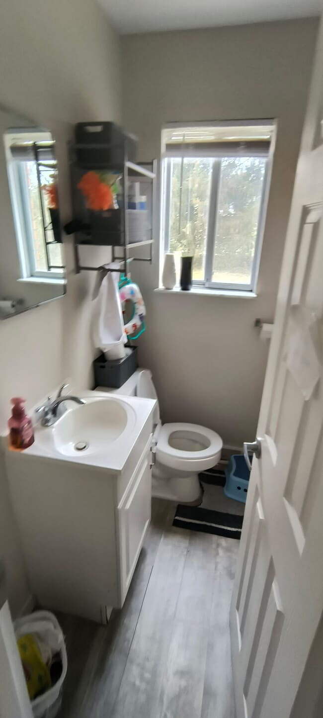 Foto del edificio - 1990 Armensko Ln