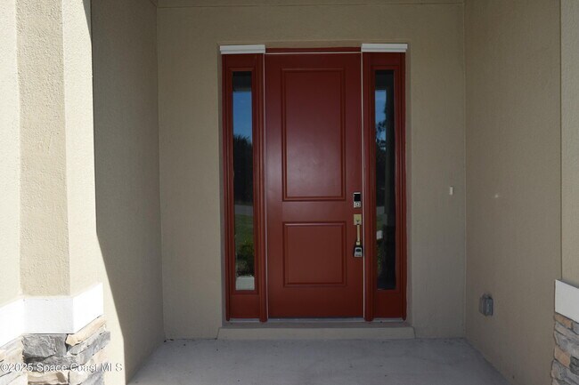 Foto del edificio - 3143 Fullerton Ave