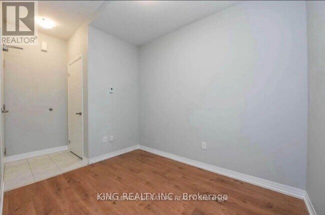 Building Photo - 400 The East Mall