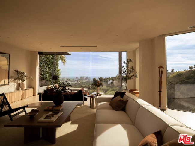 Foto del edificio - 1778 Viewmont Dr