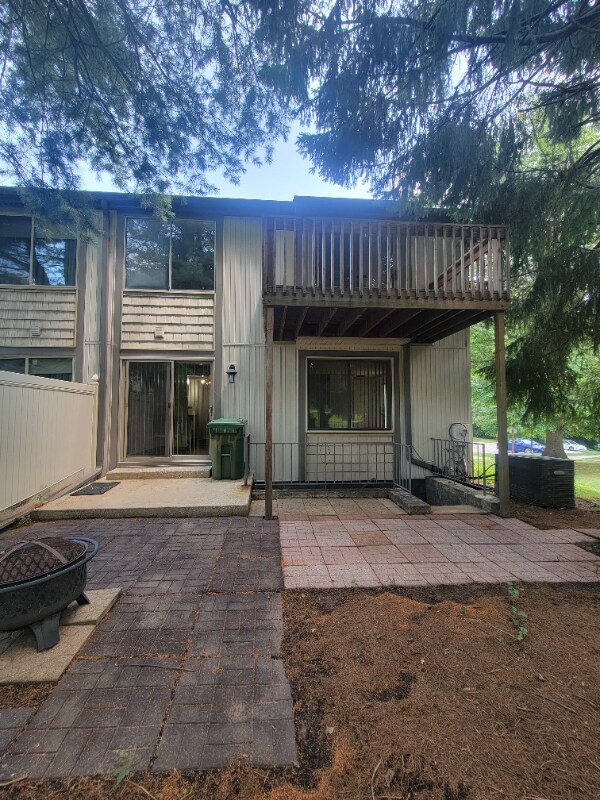 Foto del edificio - 44 Dendron Ct