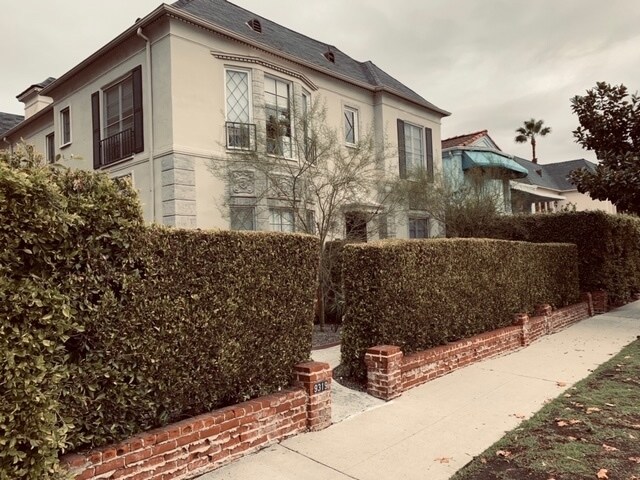 Building Photo - 9323 W Olympic Blvd