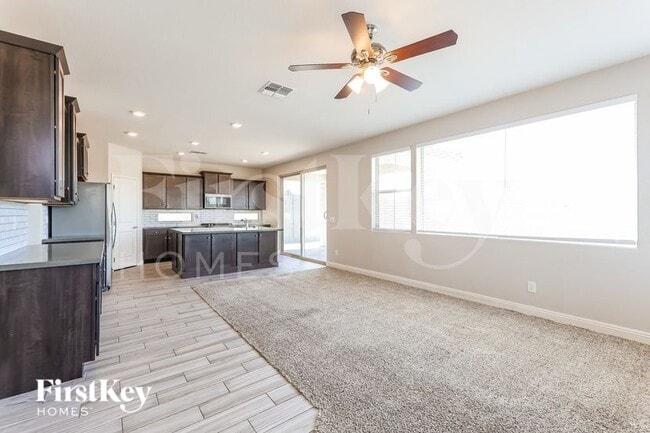 Foto del edificio - 11458 S 176th Dr