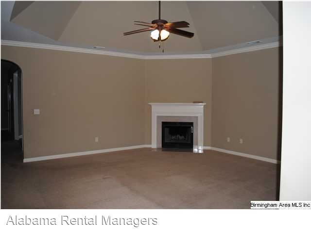 Building Photo - 3 br, 2 bath House - 1284 Sierra Court