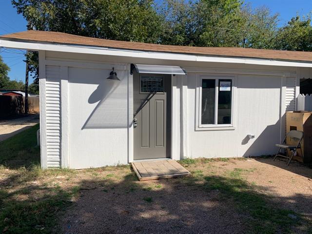 Primary Photo - 1720 Sandefer St
