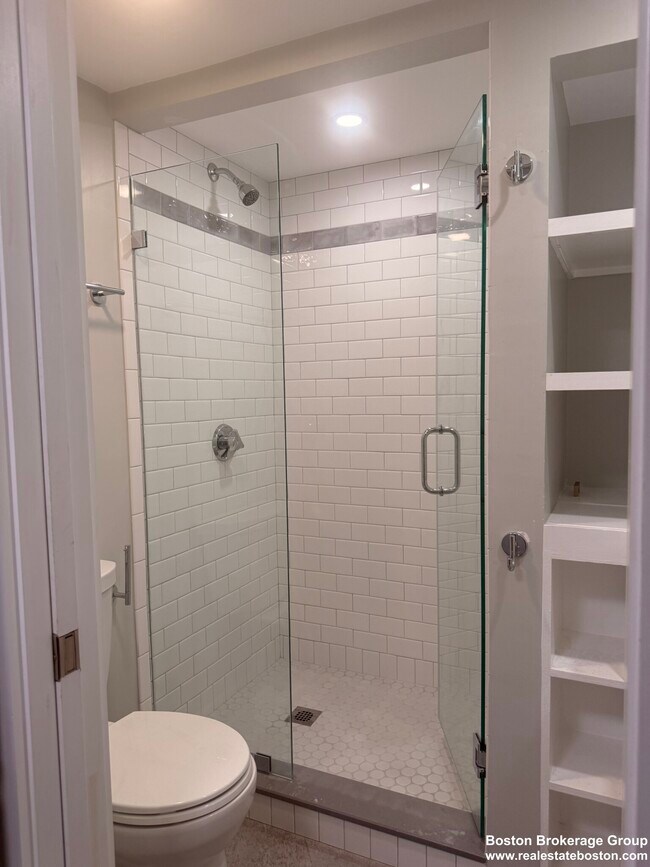 Foto del edificio - 857 Beacon St