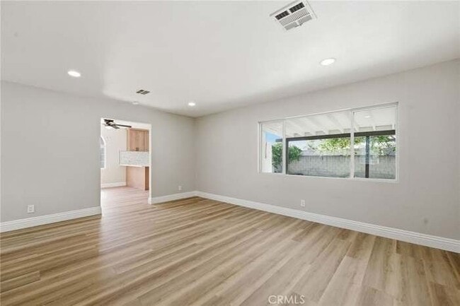 Foto del edificio - 876 Telamon Ln