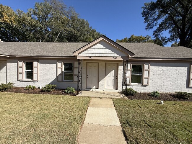 Foto del edificio - 940 N Hollywood St