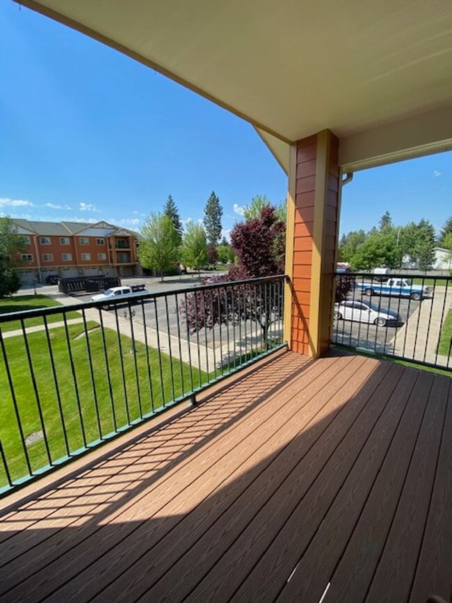 Building Photo - PHEASANT RUN CONDO (PR#10)