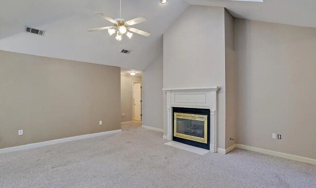 Building Photo - 151 Armonde Ct