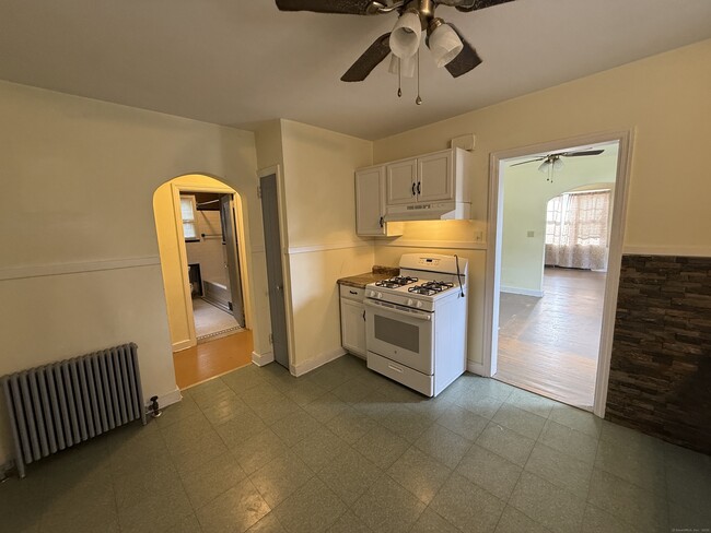 Foto del edificio - 89 Hillside Ave