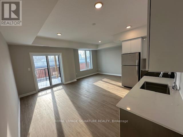 Building Photo - 708 Woolwich St