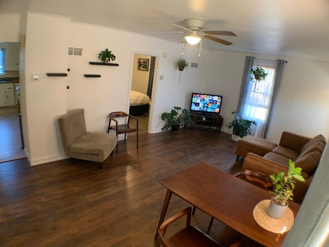 Foto del edificio - 1424 8th St W