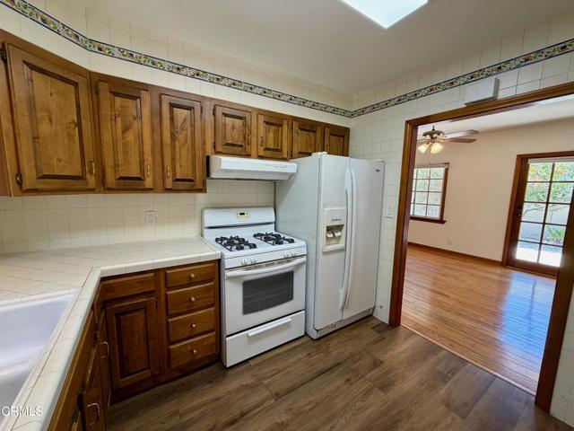 Foto del edificio - 1020 Garfield Ave