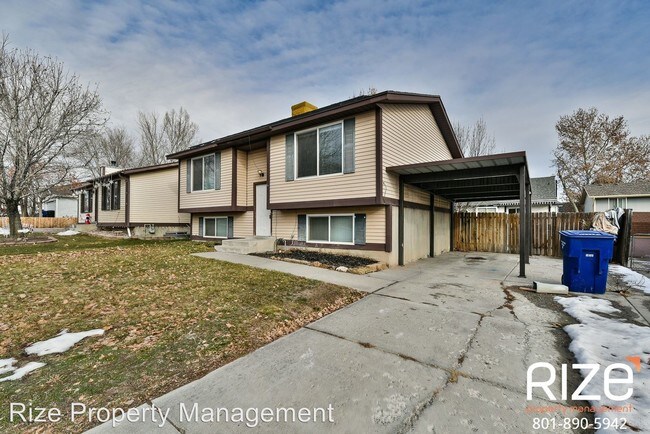 Building Photo - 5 br, 2 bath House - 5923 S Blue Meadow Dr