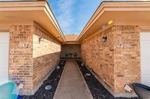 Foto del edificio - 6439 Brookhaven Trail
