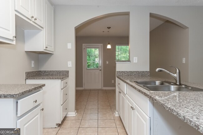 Building Photo - 607 Hynds Springs Dr