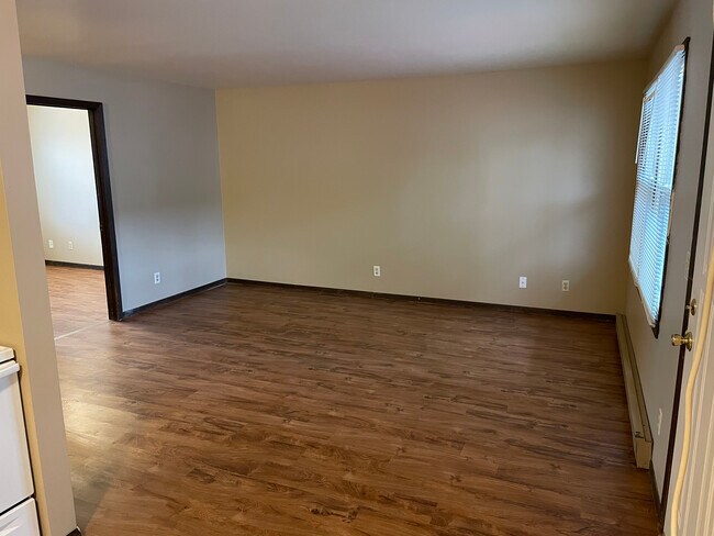 Sala de estar - 3205 Seymour Rd
